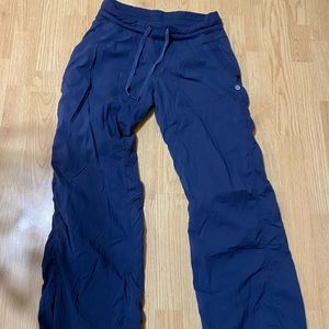 Lululemon lined studio pant Navy size 6
